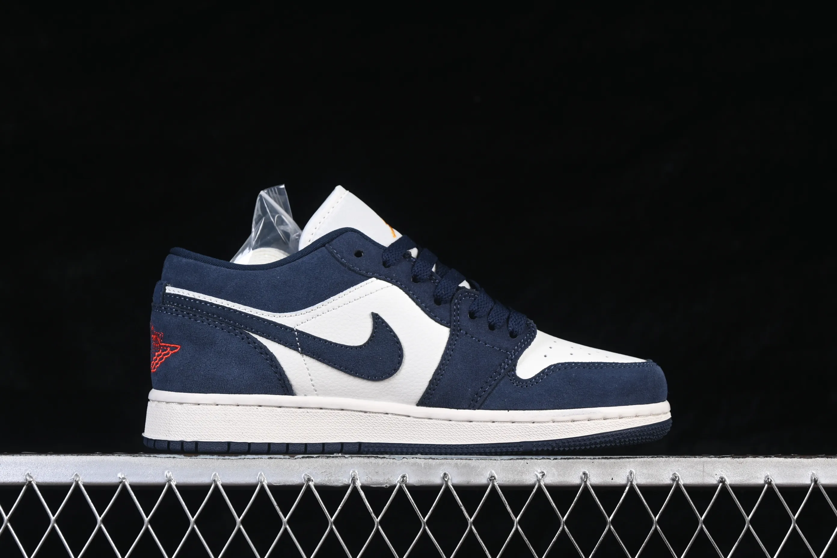 All categories Air Jordan Jordan series basketball shoes Air Jordan 1 Low Air Jordan 1 Low AJ1 Joe 1 Obsidian low-top cultural and casual sneakers IO7448-400